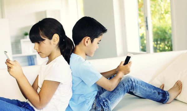 10 Signs that you are addicted to your Phone for sure - Can You Be Addicted To Your Phone
