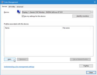 Monitors showing different colors in dual monitor setup on Windows