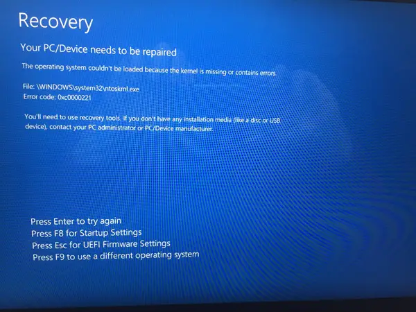 Error 0xc0000221 Windows 10 Kernel is missing or contains errors